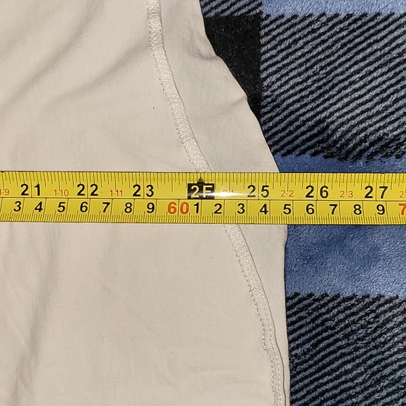 Made in USA. Baseball-style Tee. CALIBASH concert Tee 2017 Size Large. - Picture 8 of 10